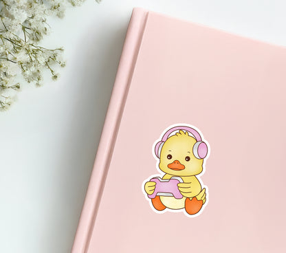 Chick Playing Game (Pink)